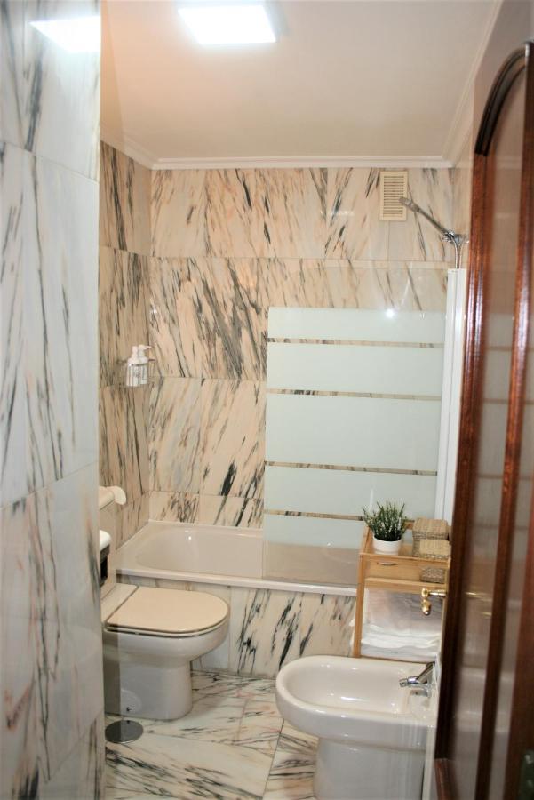 El Fuste Appartement Oviedo Buitenkant foto